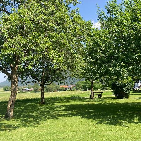 Ferienwohnung In Marquartstein Mit Bergblick Bagian luar foto